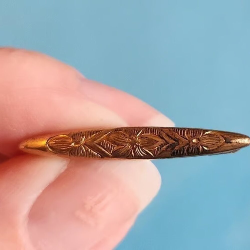 Vintage brooch Or tie clip